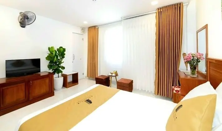Deluxe Tek Büyük Yataklı Oda, Kısmi Deniz Manzaralı