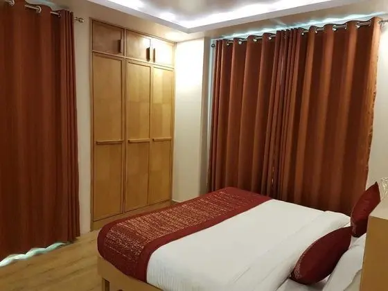 Deluxe Tek Büyük Yataklı Oda, 1 Çift Kişilik Yatak, Sigara İçilebilir