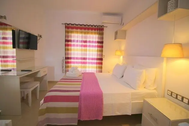 Deluxe Tek Büyük Yataklı Oda, Balkon, Deniz Manzaralı