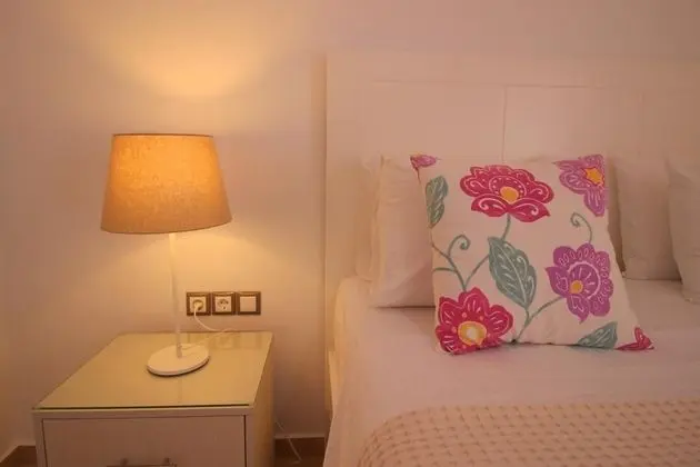 Deluxe Tek Büyük Yataklı Oda, Balkon, Deniz Manzaralı