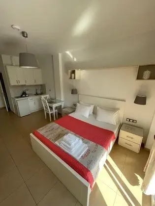 Deluxe Tek Büyük Yataklı Oda, Balkon, Deniz Manzaralı