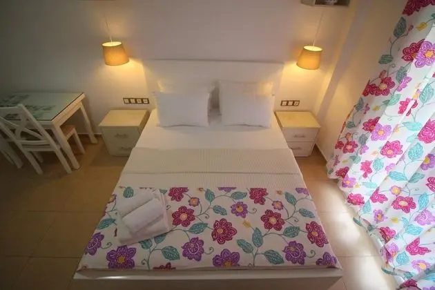 Deluxe Tek Büyük Yataklı Oda, Balkon, Deniz Manzaralı
