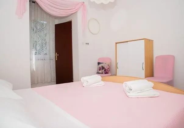 Apart Daire (Mira - near sandy beach - A1 (6))