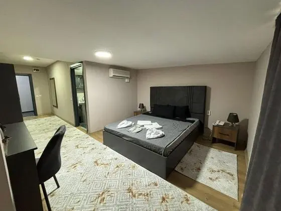 Standart Oda, Havuz veya Bahçe Manzaralı