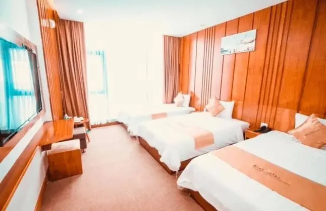 Deluxe Üç Kişilik Oda