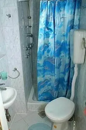 Tek Büyük Yataklı Oda, Banyolu/Duşlu