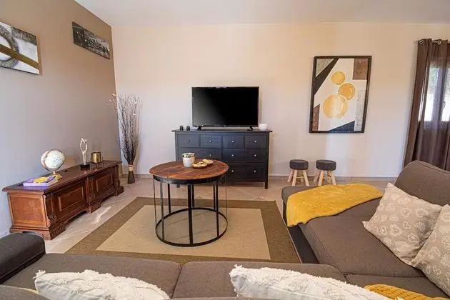 Villa, 4 Yatak Odası, Özel Banyo, Havuz Manzaralı