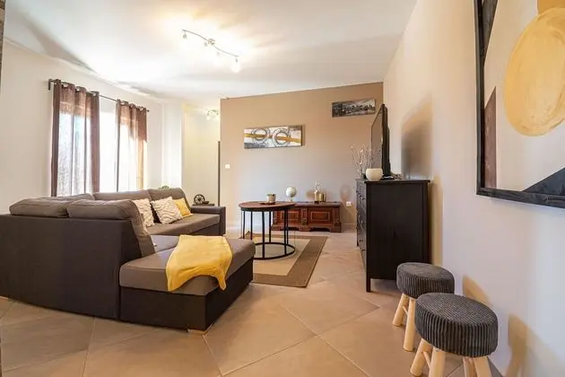 Villa, 4 Yatak Odası, Özel Banyo, Havuz Manzaralı