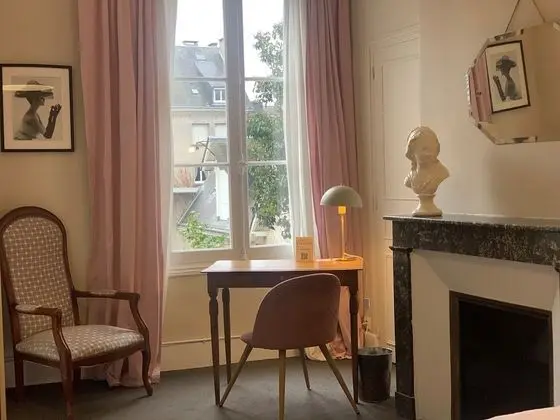 Comfort Tek Büyük Yataklı Oda