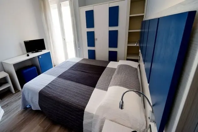 Standard Tek Büyük veya İki Ayrı Yataklı Oda