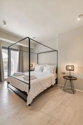 Grand Villa