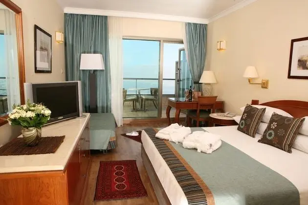 Executive Oda, Balkon, Koy Manzaralı