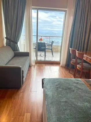 Executive Oda, Balkon, Koy Manzaralı