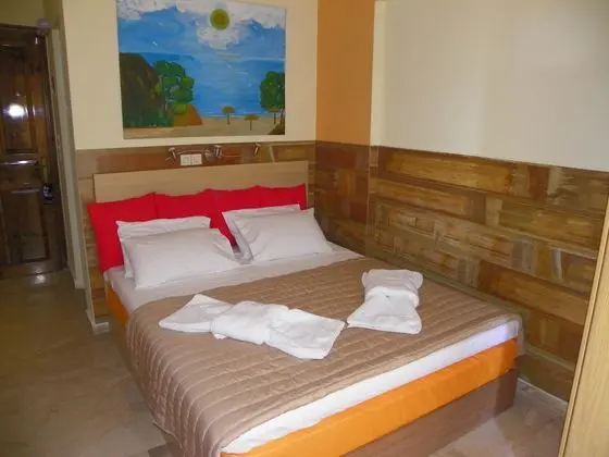 1 Çift ​​kişilik Yatak Side Sea View