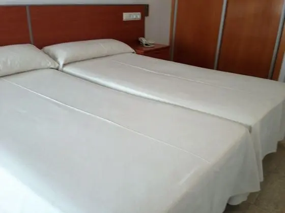 1 Çift Kişilik Veya 2 Tek Kişilik Yatak Standard