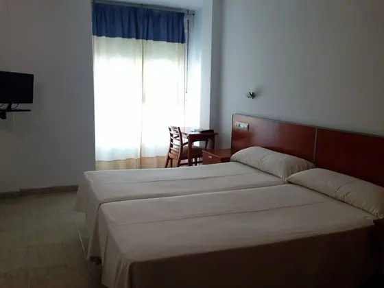 1 Çift Kişilik Veya 2 Tek Kişilik Yatak Standard