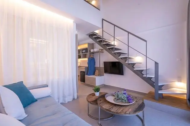 Deluxe Maisonette with Balcony Pool View