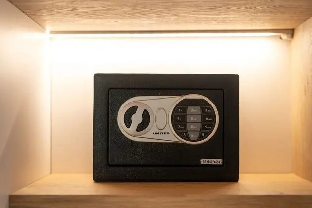 Deluxe Oda, Balkon, Havuz Manzaralı