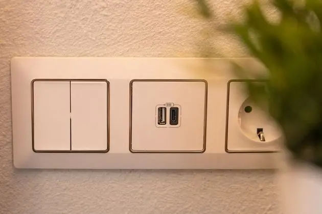 Deluxe Oda, Balkon, Havuz Manzaralı