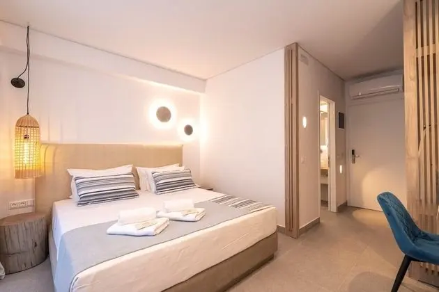 Deluxe Tek Büyük Yataklı Oda, Veranda (Semi-Basement)