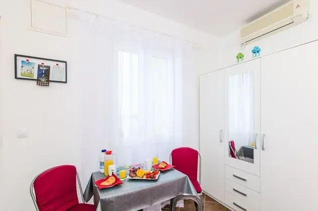 Stüdyo (Studio Apartment with Terrace)