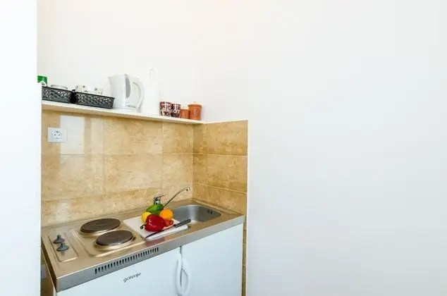 Stüdyo (Studio Apartment with Terrace)