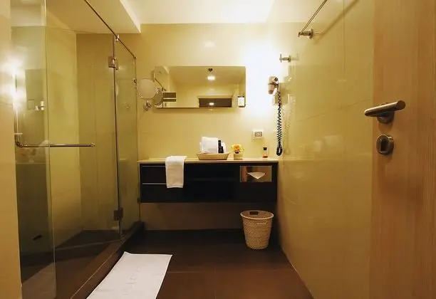 Deluxe Room (10 Hours)