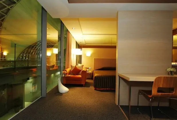 Deluxe Room (6 Hours)