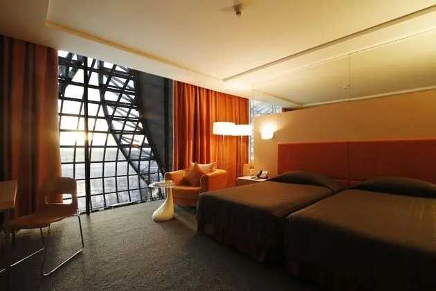 Deluxe Room (8 Hours)