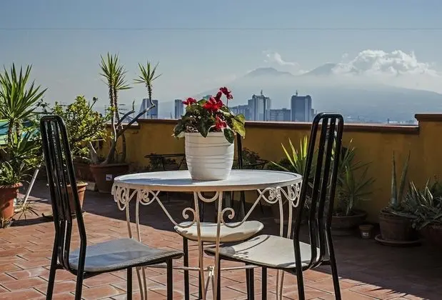 Apart Daire, Teras, Şehir Manzaralı