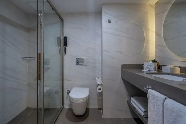 Comfort Büyük Yataklı Tek Kişilik Oda