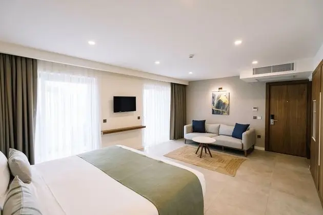 Deluxe Tek Büyük Yataklı Oda