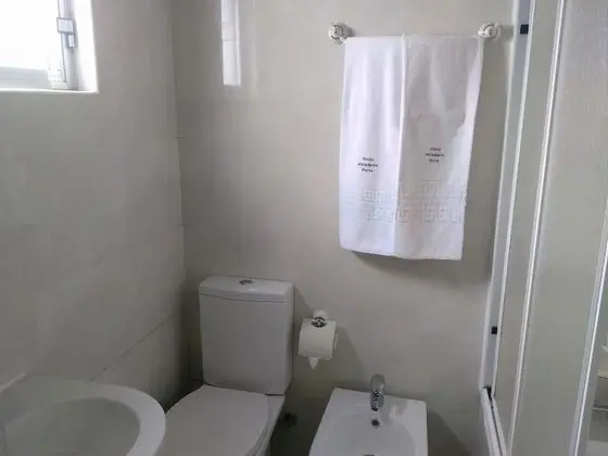 Üç Kişilik Oda