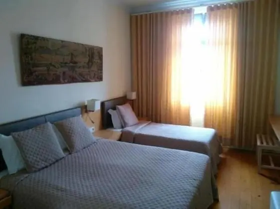 Üç Kişilik Oda (with extra bed)