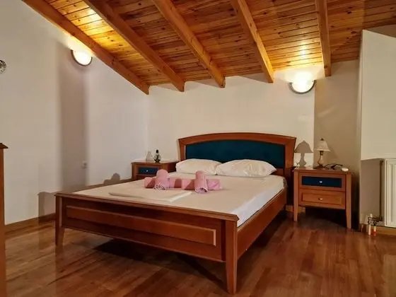 Villa, 4 Yatak Odası, Şömine