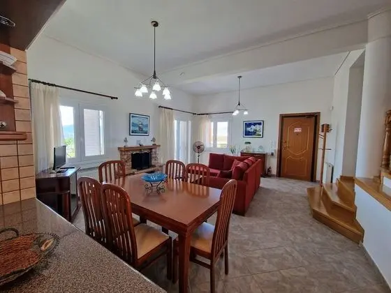 Villa, 4 Yatak Odası, Şömine