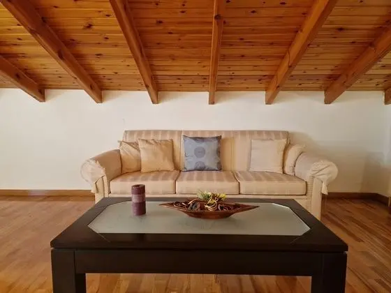 Villa, 4 Yatak Odası, Şömine
