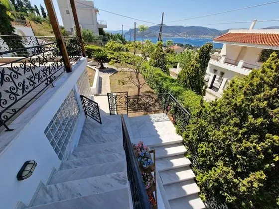 Villa, 4 Yatak Odası, Şömine