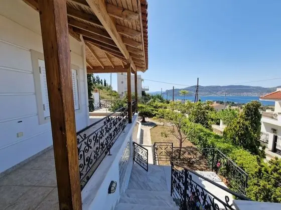 Villa, 4 Yatak Odası, Şömine