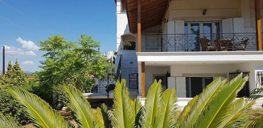 Villa, 4 Yatak Odası, Şömine