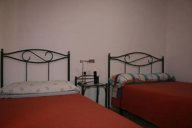 Tek Büyük veya İki Ayrı Yataklı Oda