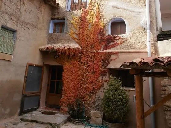 Ev, Özel Banyo (La Casa del Gato)