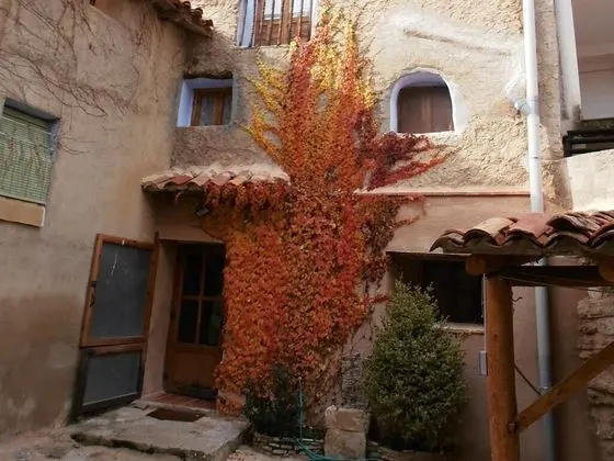 Ev, Özel Banyo (La Casa del Gato)