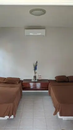 Tek Büyük Yataklı Oda, 2 Çift Kişilik Yatak