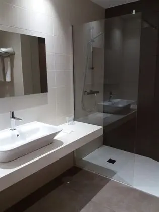 Superior Tek Büyük Yataklı Oda, Plaj Manzaralı