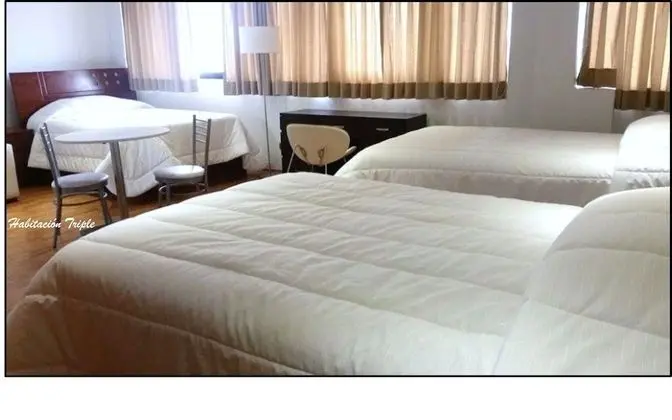 Üç Kişilik Oda