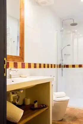 Deluxe Tek Büyük veya İki Ayrı Yataklı Oda