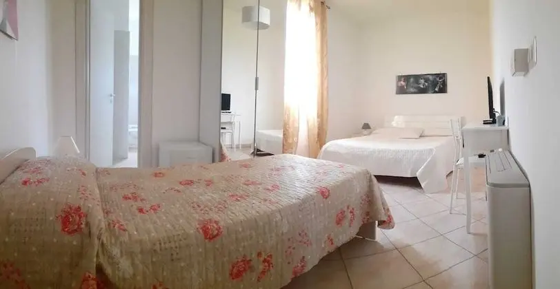 Üç Kişilik Oda