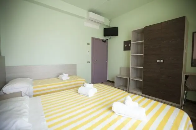 Tek Büyük Yataklı Oda, Balkon