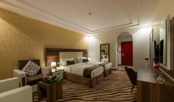 Deluxe Tek Büyük veya İki Ayrı Yataklı Oda